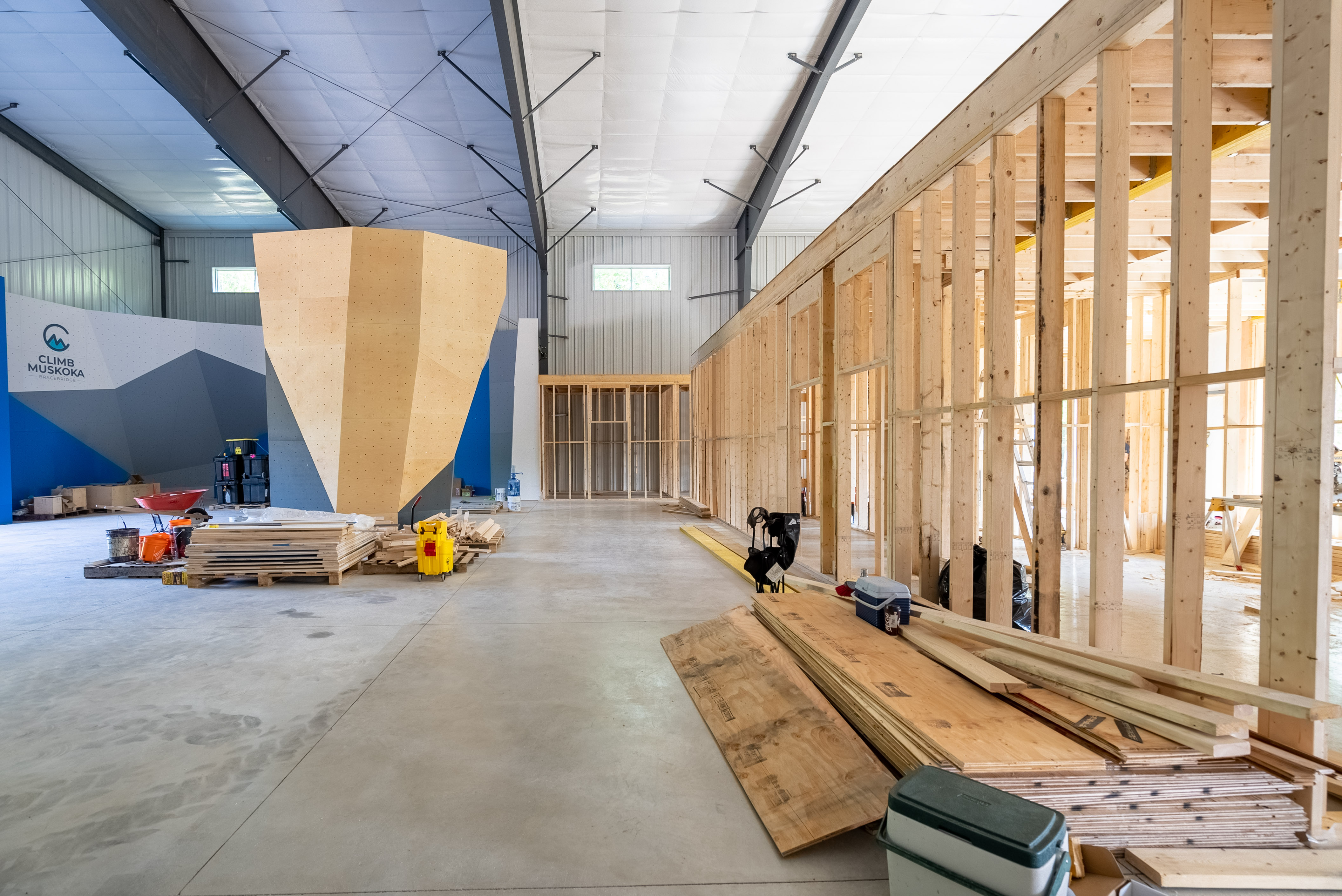 80x80x38_climb_gym_kodiak_steel_buildings_13